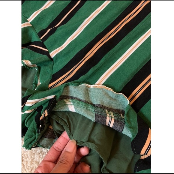 LUSH popover romper- Great condition - Picture 5 of 6